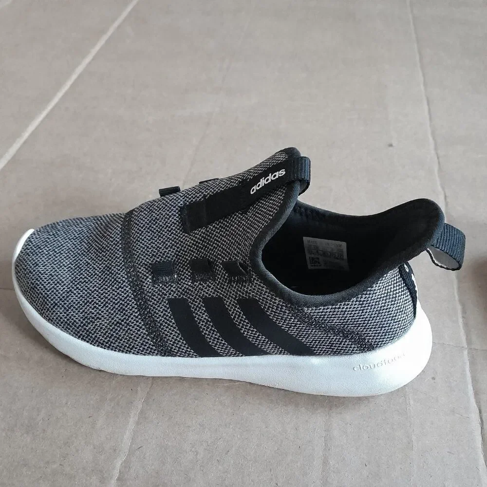 Adidas Women’s Ortholite Gray and white shoes Size 5.5
